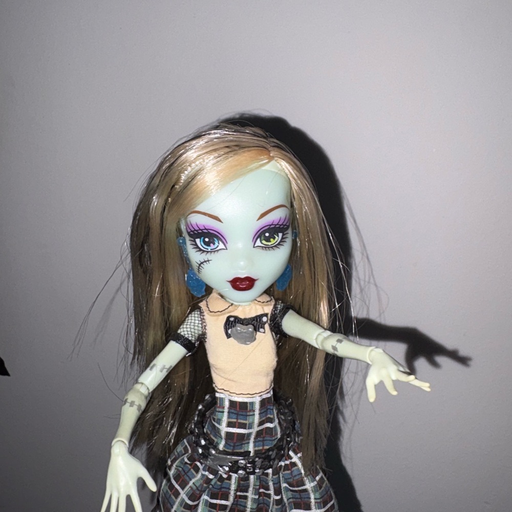 Monster High Doll - Frankie Stein - Ghouls Alive - Picture 4 of 6